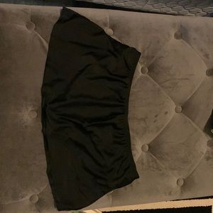 Women’s swim skirt.